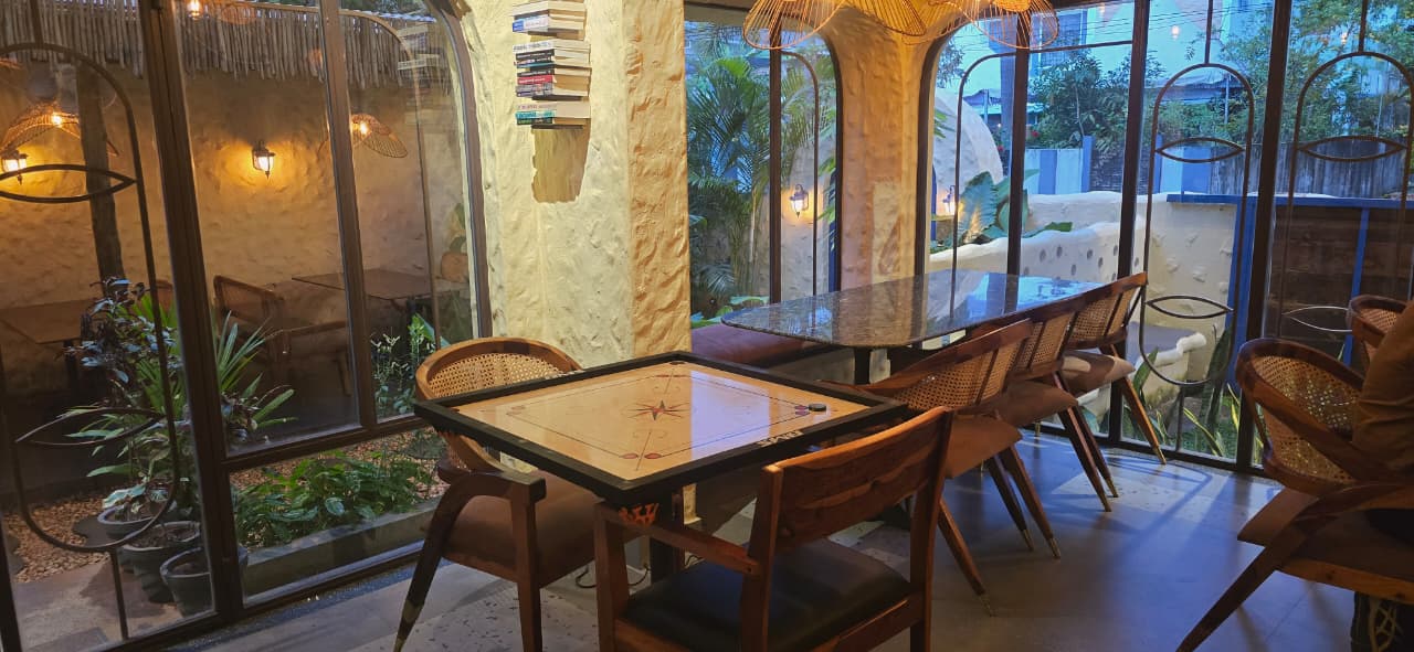 Accadio café interior